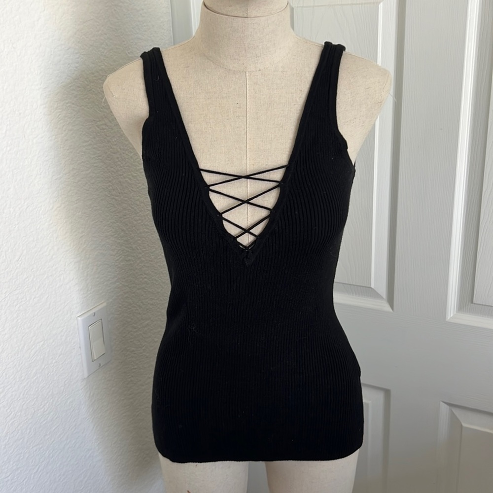 Minnie Rose sleeveless sweater